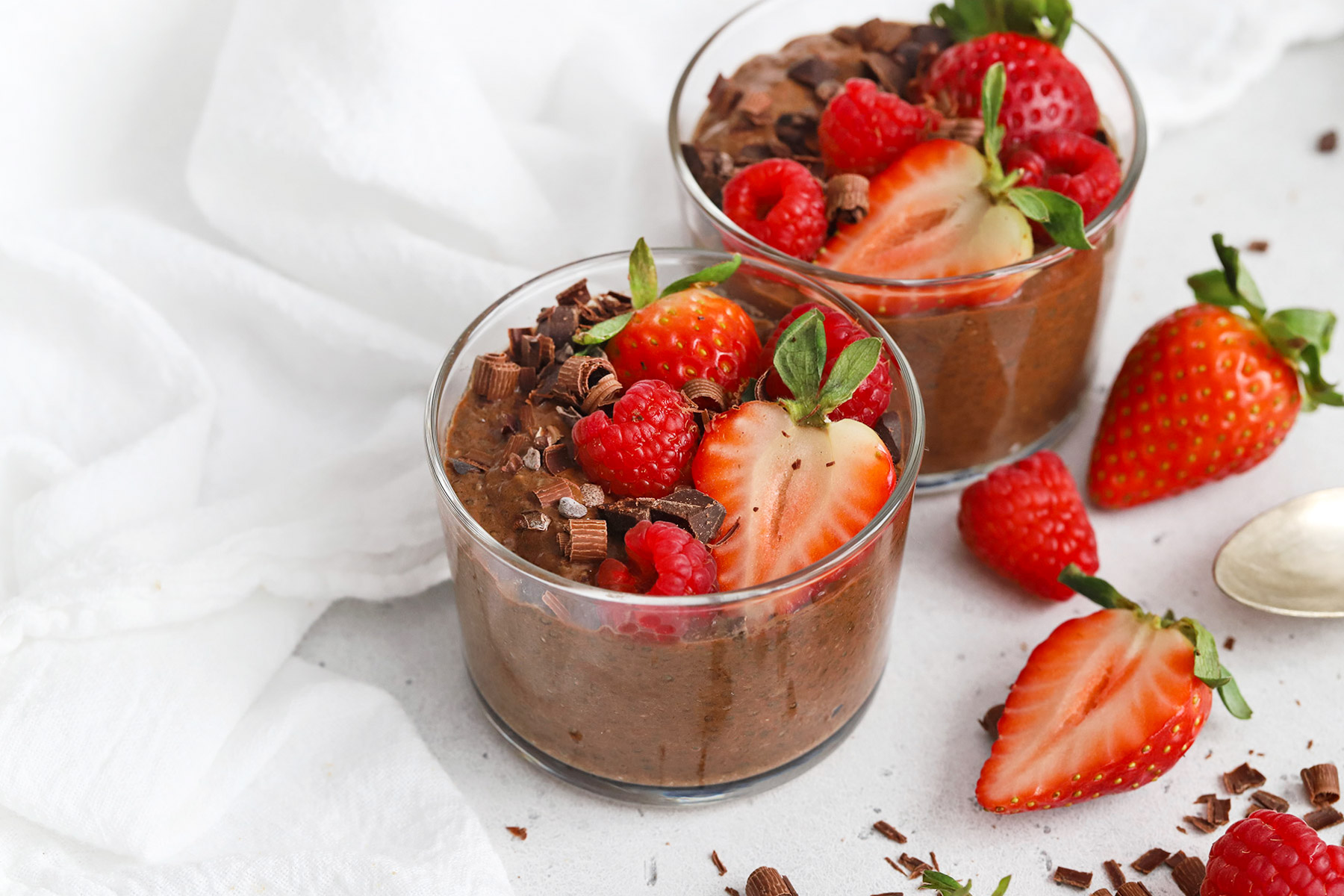 Chocolate Chia Pudding: Omega-3, Fiber & Cacao Power